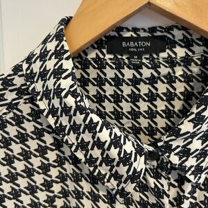 Babaton Black and White Houndstooth Silk Blouse
